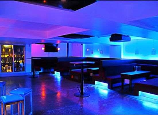 australia/adelaide/bar/fumo-blu