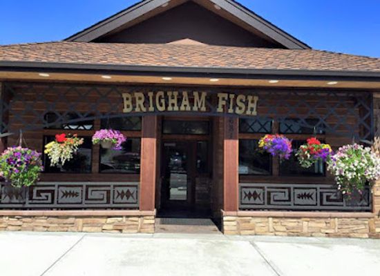 oregon/cascade-mountains/bar/brigham-fish-market