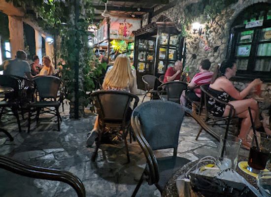 cyprus/paphos-district/bar/flintstones