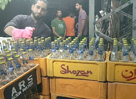 pakistan/rawalpindi/murree-road/bar/vicky-lemon-soda-pakistan