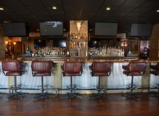 illinois/rock-river-valley/bar/dusty-boots-saloon-eatery
