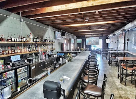 illinois/quad-cities/bar/whiskey-stop