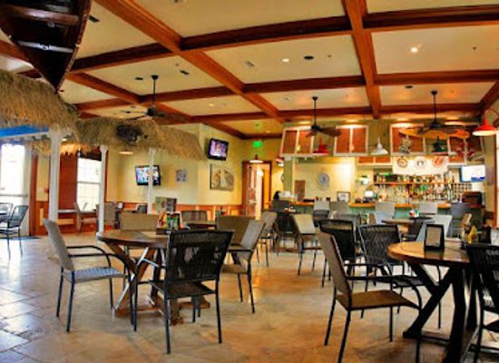 florida/naples-beach/bar/wahoo-s-river-bar-and-grill