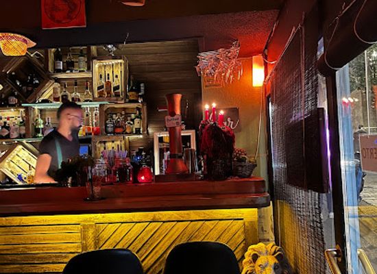 spain/madrid-community/bar/mix-and-me-bar-madrid