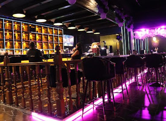bahrain/juffair/bar/champs-sports-bar