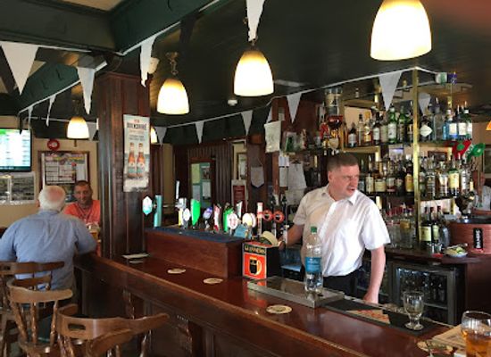 ireland/county-kildare/bar/brady-s-clockhouse