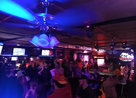 missouri/lake-of-the-ozarks/bar/rock-island-bar