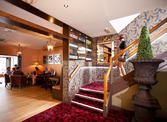jersey/le-hocq-tower/bar/the-halkett-pub-dining