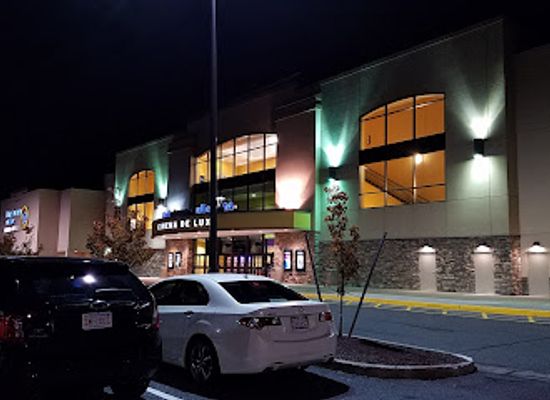 massachusetts/blackstone-valley/bar/blackstone-valley-14-cinema-de-lux