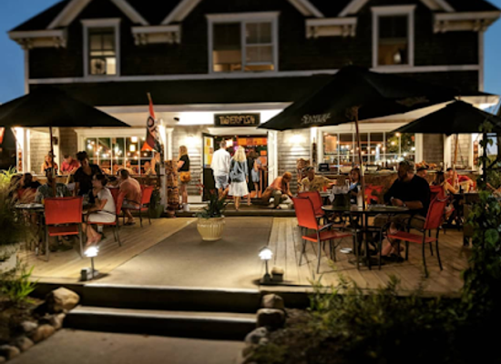rhode-island/block-island/bar/tigerfish