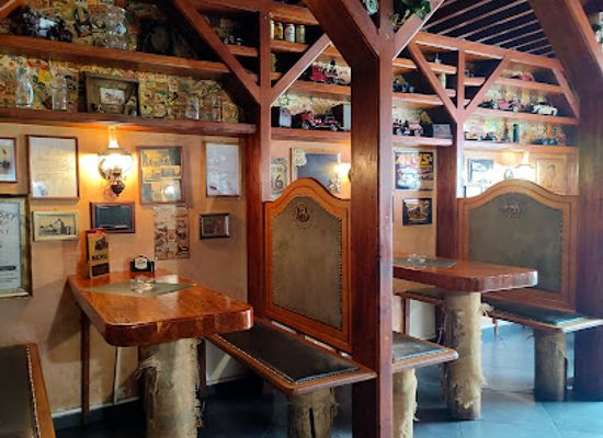hungary/szigetkoz/bar/country-pub