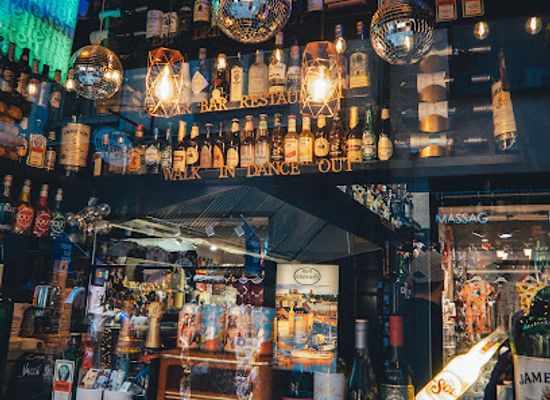 sweden/svealand/bar/corner-bar