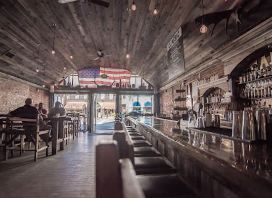 california/ventura-county/bar/the-saloon-ventura