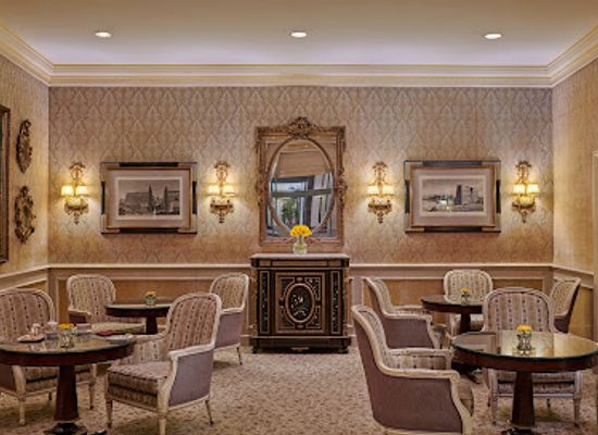 egypt/alexandria/bar/lobby-lounge