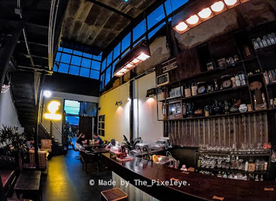 thailand/phuket/bar/stairs-phuket