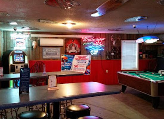 north-dakota/fort-berthold-indian-reservation/bar/littles-bar-grill