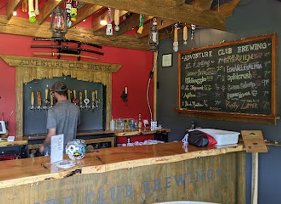 wisconsin/apostle-islands/bar/adventure-club-brewing