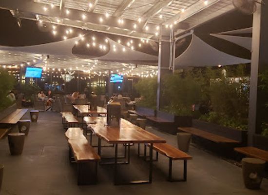florida/ocala-national-forest/bar/bank-street-patio-bar