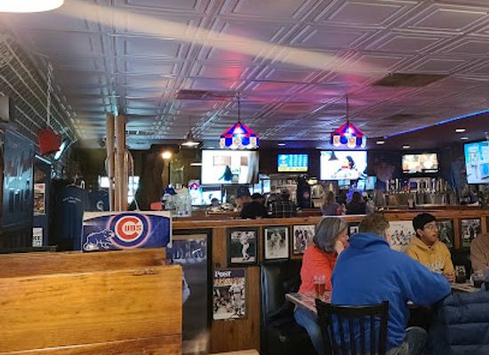 michigan/warren-dunes-state-park/bar/getaway-cubbie-grille