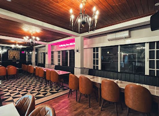 india/mcleodganj/bar/the-hollywood-cafe-thc