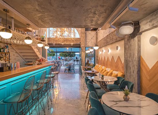 greece/samos/bar/solid-all-day-spot