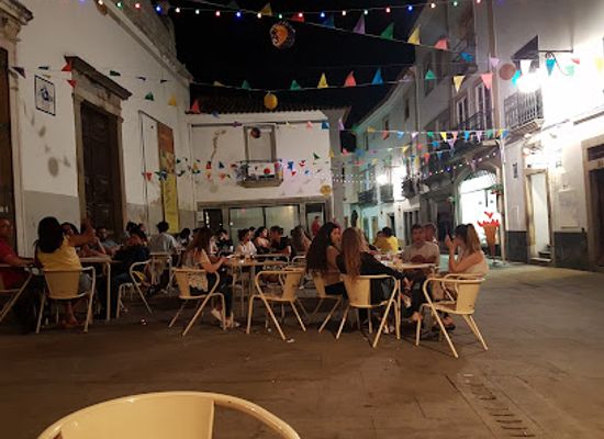 portugal/evora/bar/cafe-estrela-d-ouro