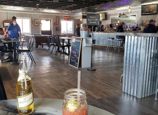 michigan/pere-marquette-state-forest/bar/na-tah-ka