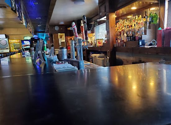 virginia/middle-peninsula/bar/josh-s-bar-grill