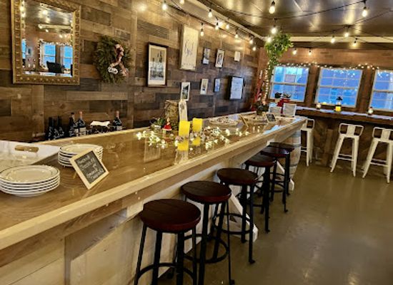 maine/piscataquis-county/bar/north-southeats-restaurant