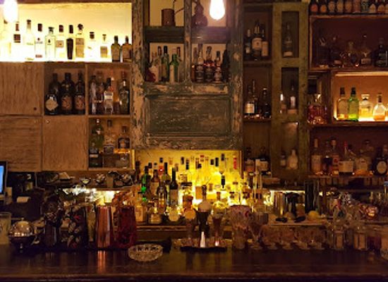 lebanon/hasbaya/bar/ales-tales