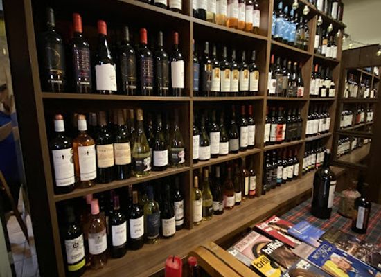 moldova/cricova-wine-cellars/bar/wine-gogh