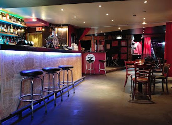 iceland/kerlingarfjoll/bar/gaukurinn