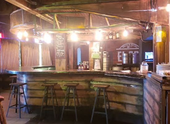 argentina/patagonia/bar/el-sol-pub