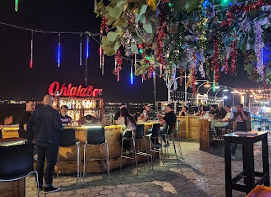 laos/vientiane/bar/ohlala-bar