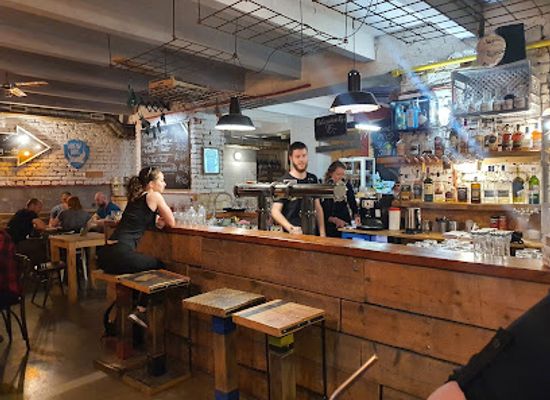 czechia/moravia/bar/local-local-pub-industy