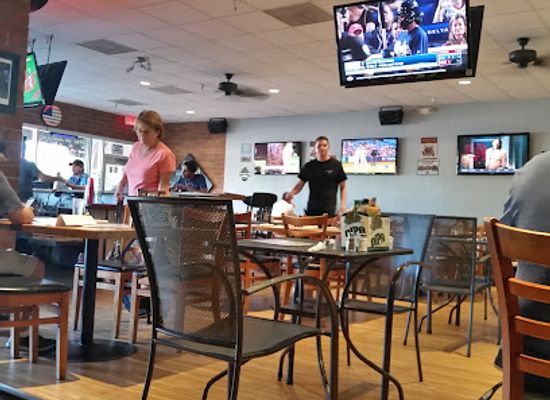 arizona/santa-catalina-mountains/bar/monsoons-tap-grill