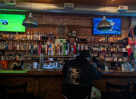 illinois/berwyn/bar/off-the-traxx