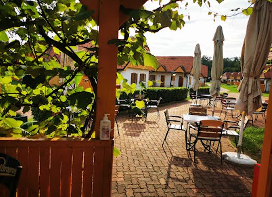 slovenia/prekmurje/bar/creta-bar