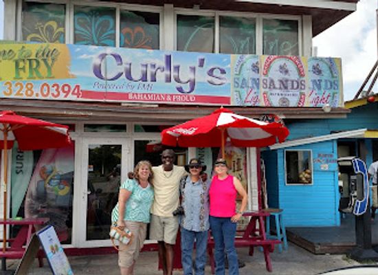the-bahamas/nassau-and-paradise-island/bar/curly-s-restaurant-and-bar