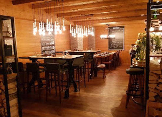 switzerland/arosa/bar/restaurant-the-basement