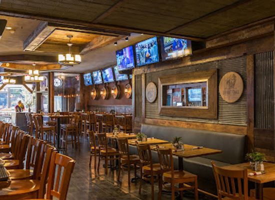 pennsylvania/great-valley/bar/saloon-151