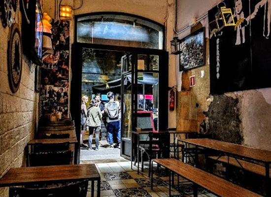 spain/catalonia-pyrenees/bar/pub-fiction