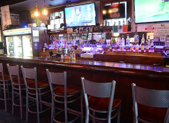 illinois/cicero/bar/victoria-s-4900