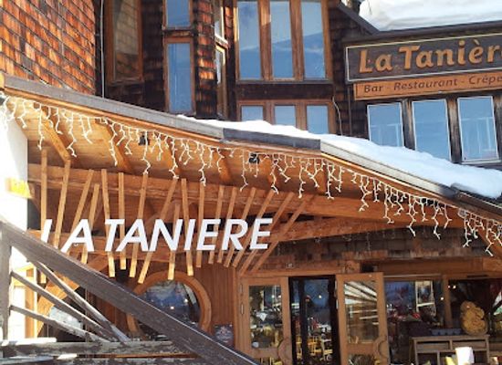 france/avoriaz/bar/la-taniere-restaurant-pizzeria