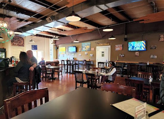 virginia/shenandoah-valley/bar/seven-arrows-brewing-company