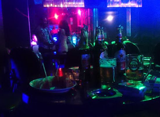 indonesia/central-sulawesi/bar/en-club