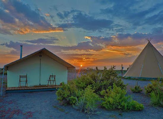 colorado/great-sand-dunes-national-park/bar/rustic-rook-resort