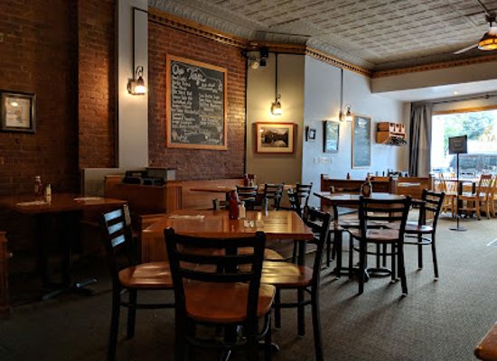 massachusetts/hampshire-county/bar/amy-s-place-bar-grill