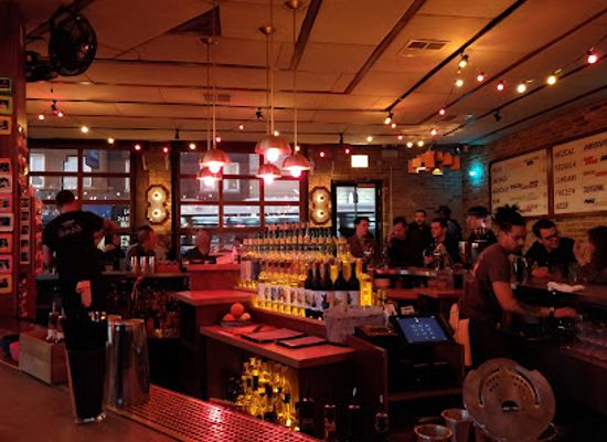 illinois/northern-illinois/bar/estereo