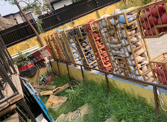 nepal/chitwan-valley/bar/garden-of-drinks